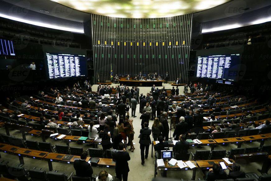 TSE equipara fundo eleitoral e decisão é comemorada na Câmara
