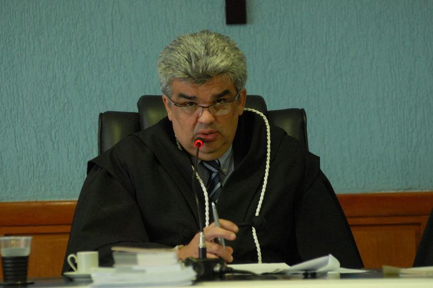 Batata quente nas mãos de Júlio Pinheiro