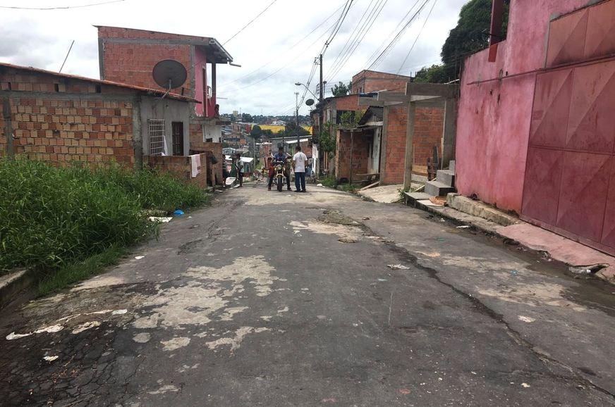 Homem é retirado de dentro de casa e executado com sete tiros no Braga Mendes