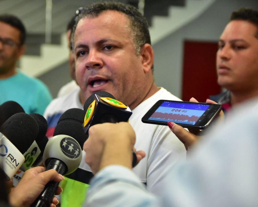 Líder dos rodoviários promete regularização do serviço e quer renegociação