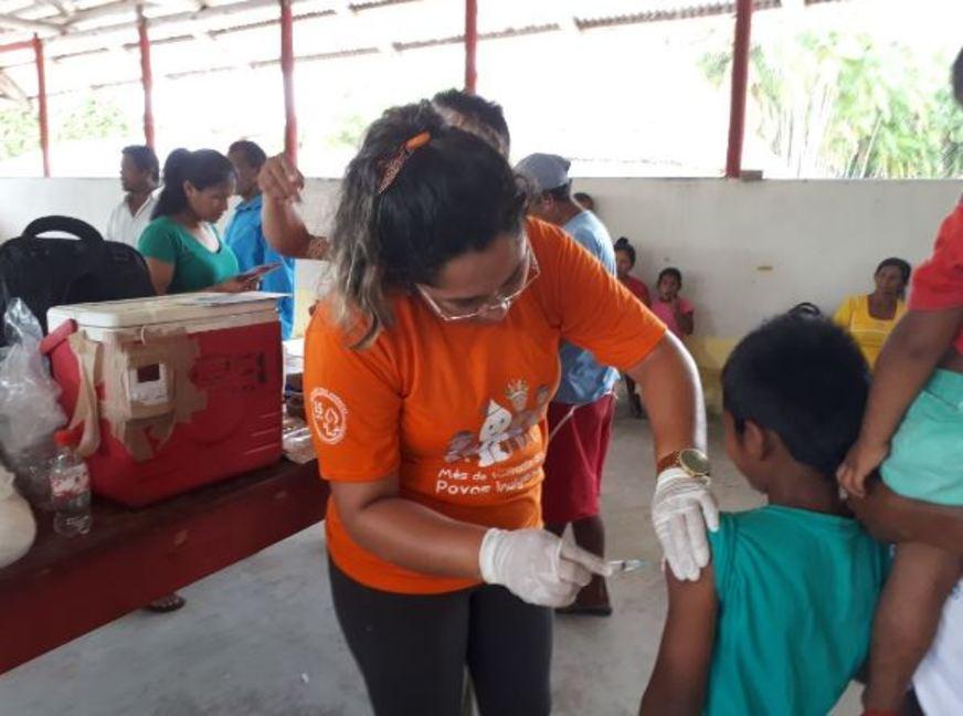 Operação Gota leva vacinas a regiões de difícil acesso no Estado do Amazonas