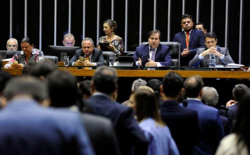 Câmara aprova PL que impede STF de suspender lei em decisão individual