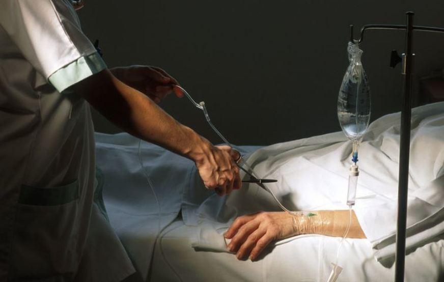Pacientes terminais poderão recusar procedimentos de suporte de vida no Brasil