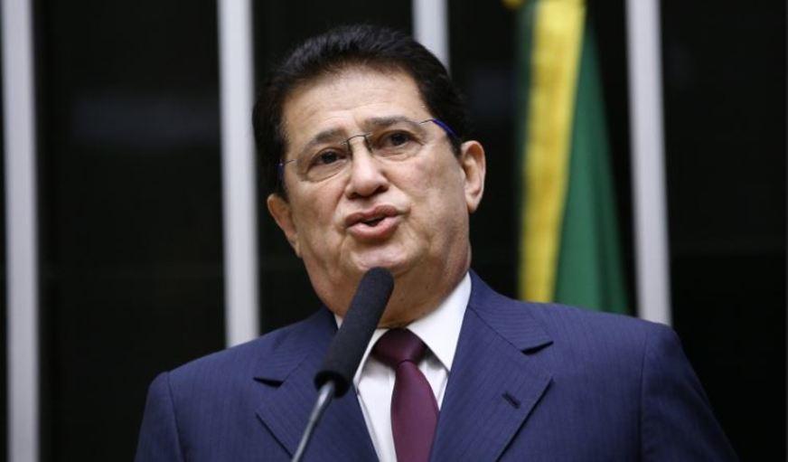 MP Eleitoral processa Alfredo Nascimento e chefe do Dnit no AM por conduta vedada