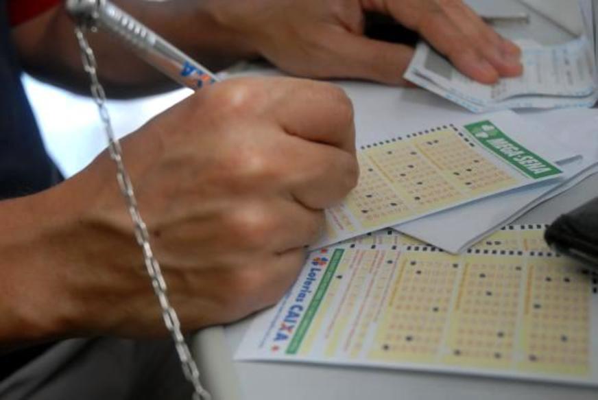 Mega-Sena acumula e prêmio pode chegar a R$ 56 milhões no próximo sorteio