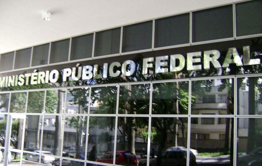 MPF aprova reajuste de 16,38% em salário de procuradores da República