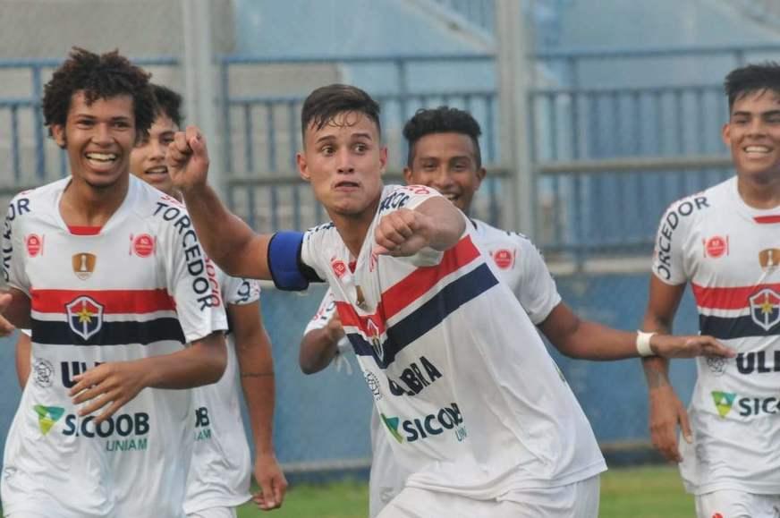 Fast vence Holanda e leva vantagem para decisão do Amazonense Sub-19