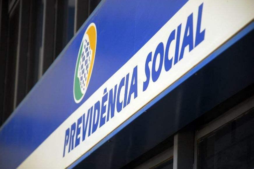 Aposentados começam a receber a 1ª parcela do décimo terceiro