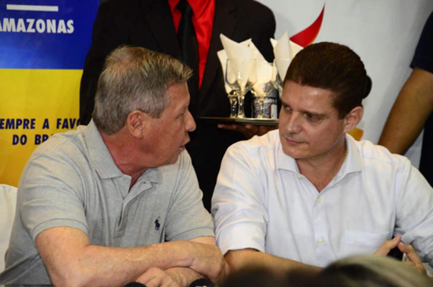 Manaus vai contar com 2 prefeitos