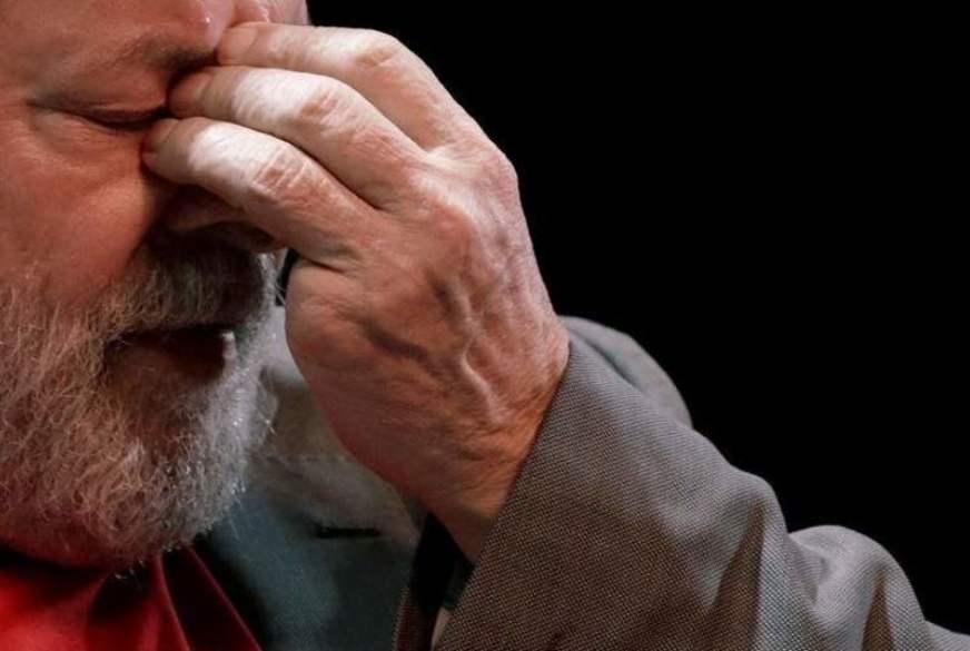 Ministro Edson Fachin rejeita recurso de Lula para permanecer candidato a presidente