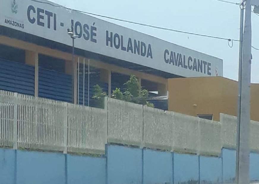 Rixa entre dois alunos termina com um ferido a terçadadas em escola do Amazonas