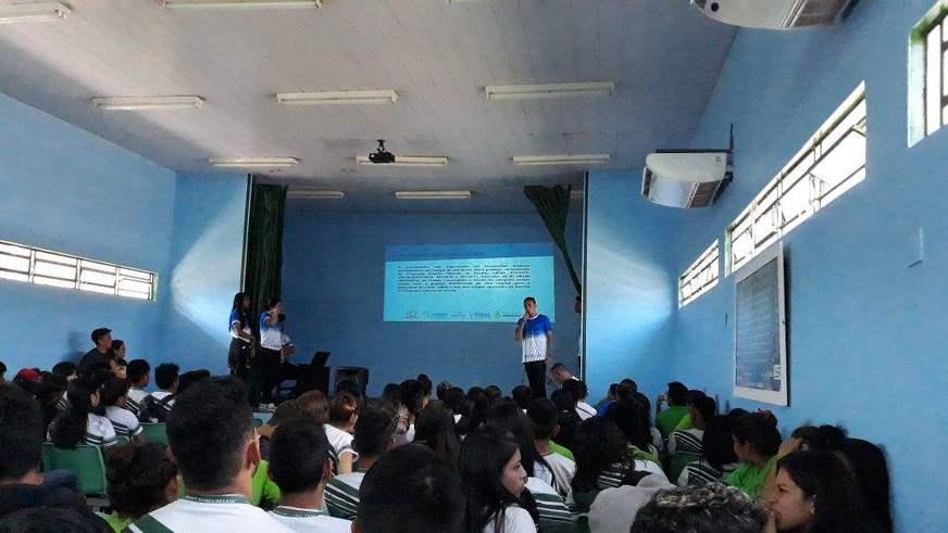 Estudantes do interior do Amazonas aprendem química com auxilio de paródias