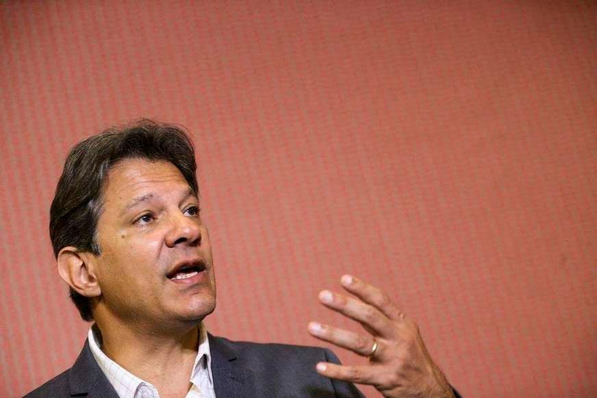 Haddad diz que missão do professor é se doar para o outro aprender