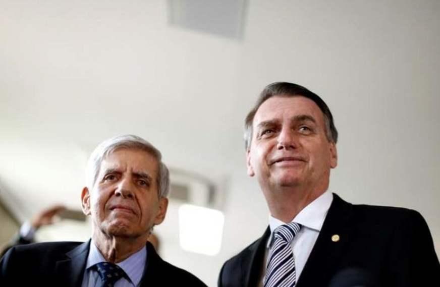 Reajuste do STF não é derrota de Bolsonaro, mas há preocupação, diz Augusto Heleno