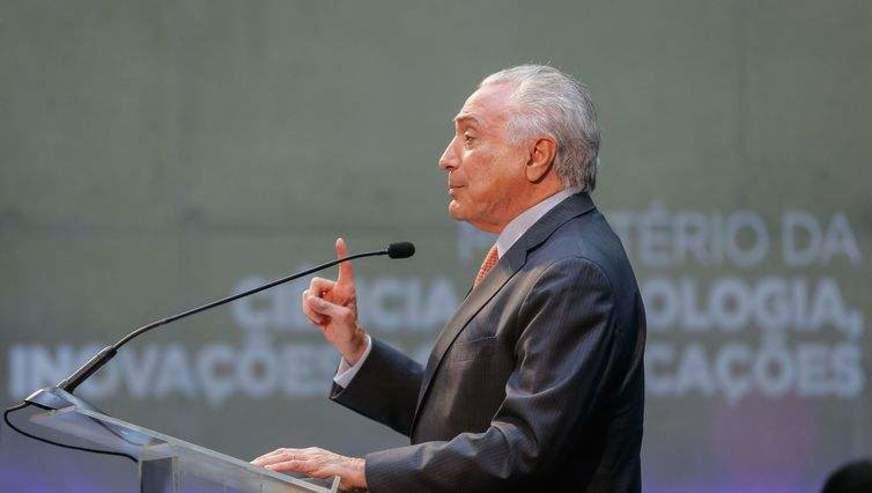 Temer afirma que Brasil está preparado para substituir médicos cubanos