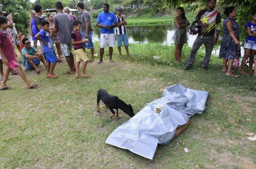 Homem é baleado duas vezes e morre em igarapé do bairro Tarumã