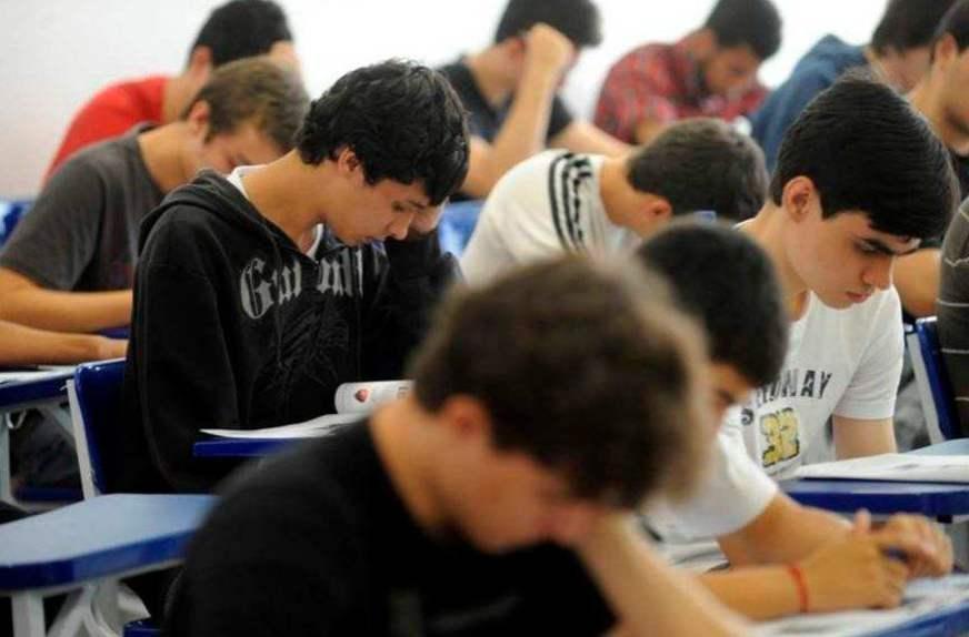 MEC instaura sindicância e anula questão da prova do Enem do último domingo