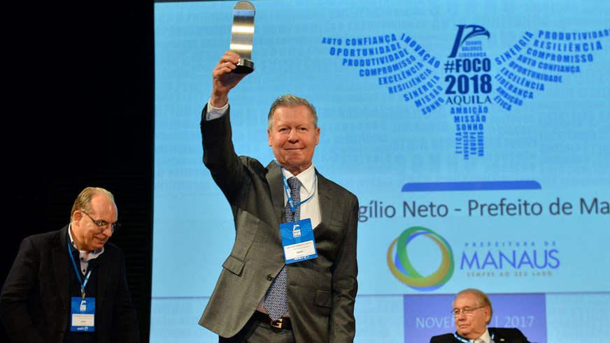 MPE isenta Aquila e gestão Arthur Neto