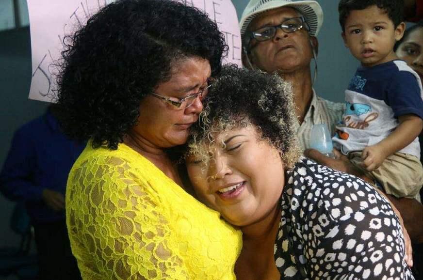 ‘Nossa vida acabou’, diz mãe de adolescente morta estrangulada no Japiim
