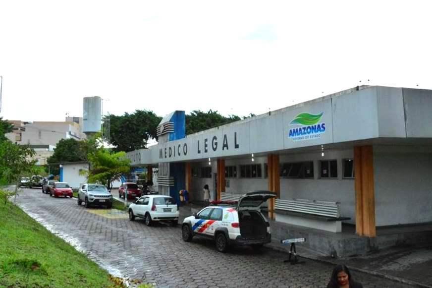 Suspeito de tráfico é perseguido dentro de casa e executado com 15 tiros em Manaus