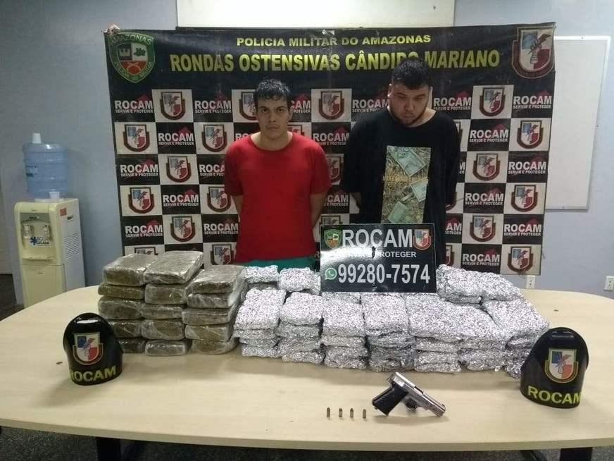 Dupla é presa pela PM com 60 quilos de drogas no Boulevard, em Manaus