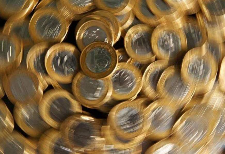 Decreto de Bolsonaro fixa salário mínimo em R$ 998 a partir de 2019