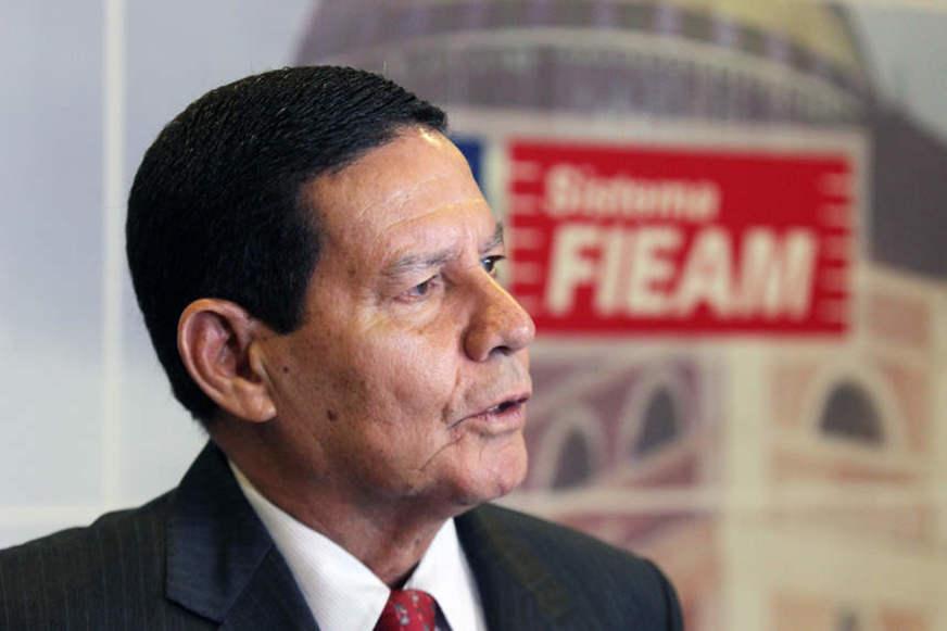 ‘Temos que privatizar tudo que puder’