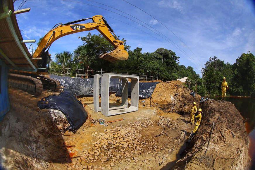 Descontinuidade em obras públicas