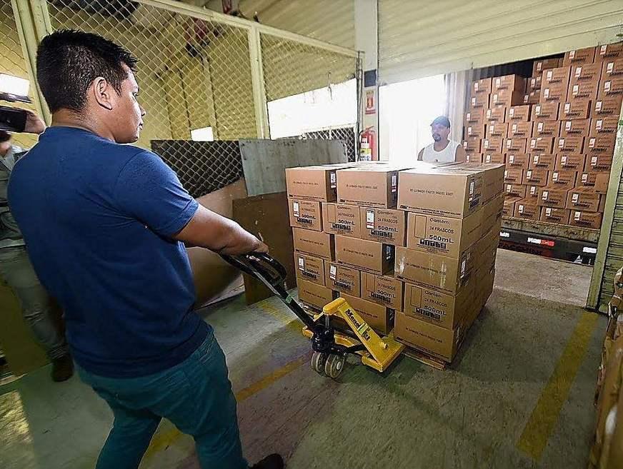 Cema recebe medicamentos e prevê estoque operando em 50% até o final do mês