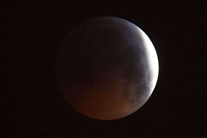 Superlua poderá ser vista hoje nas américas do Sul e Norte