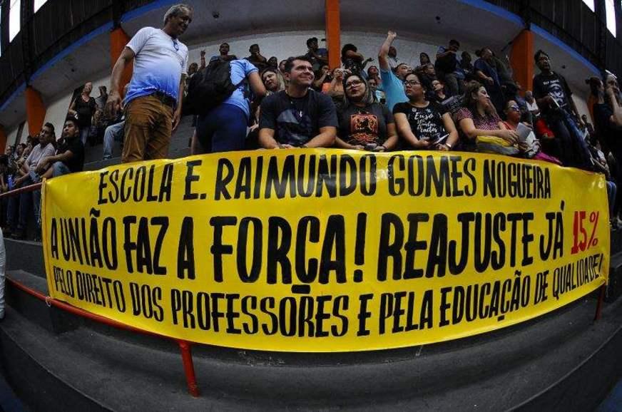 Guerra por concessão de datas-base