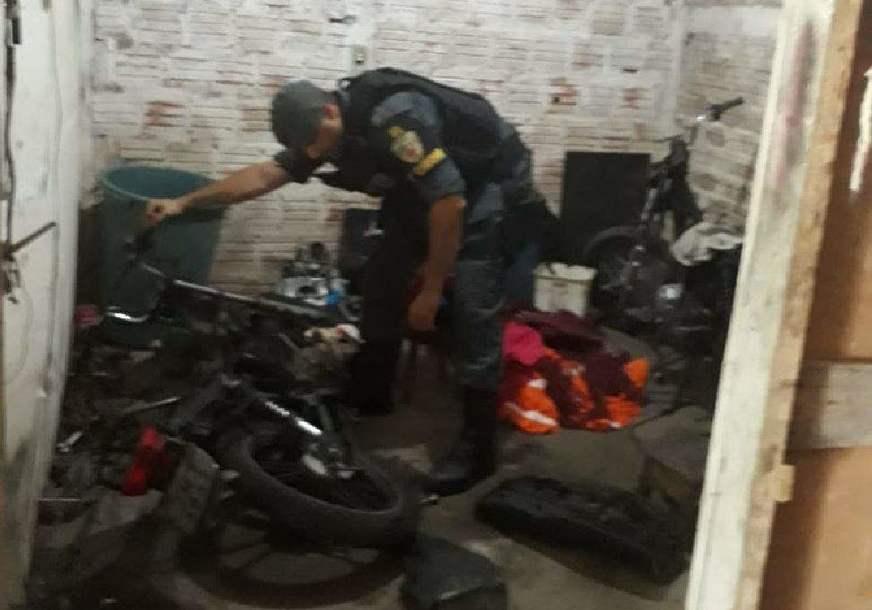 PM prende 42 pessoas, apreende armas de fogo e entorpecentes no fim de semana