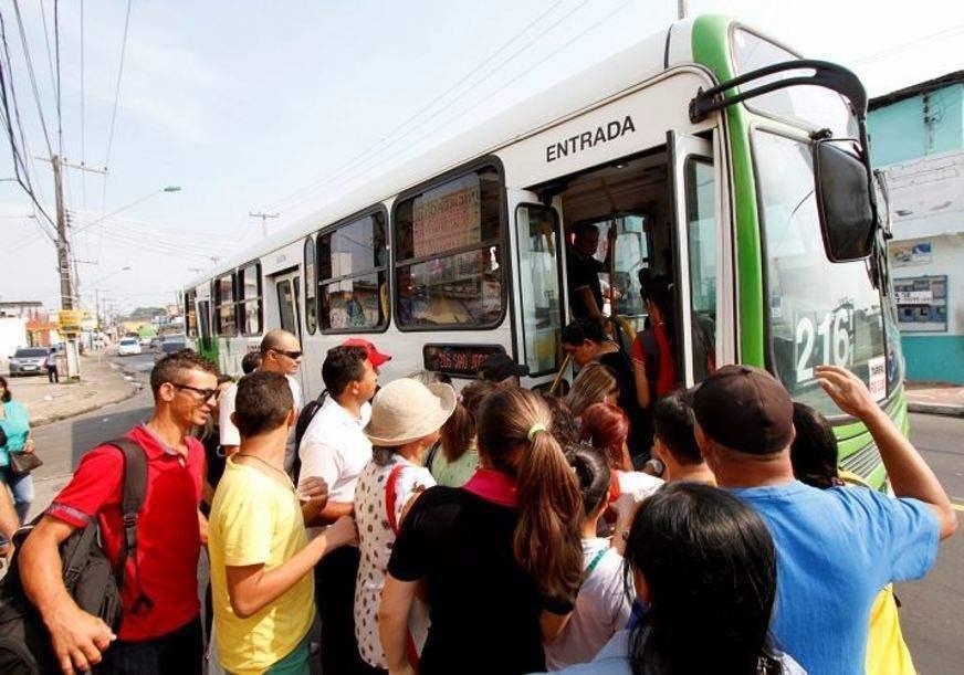 Paradas de ônibus serão desativadas e linhas mudam itinerário com obra na Constantino