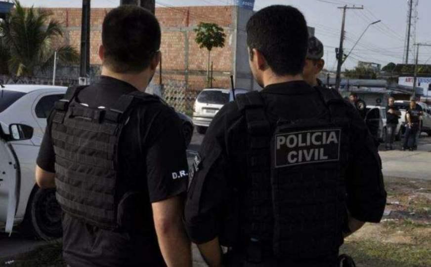 Polícia prende 15 pessoas e apreende armas e dinheiro no interior do Amazonas