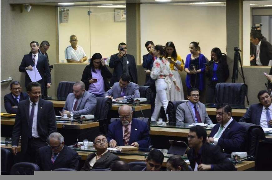 Delegados do AM terão reajuste de 28,17% referente a cinco datas-bases