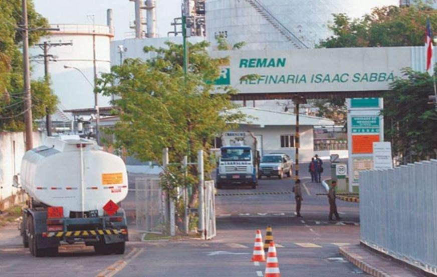 Petrobras aprova venda de refinaria em Manaus e mais sete