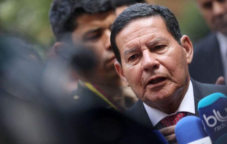 Governo pode oferecer cargos para partidos da base aliada, diz Mourão