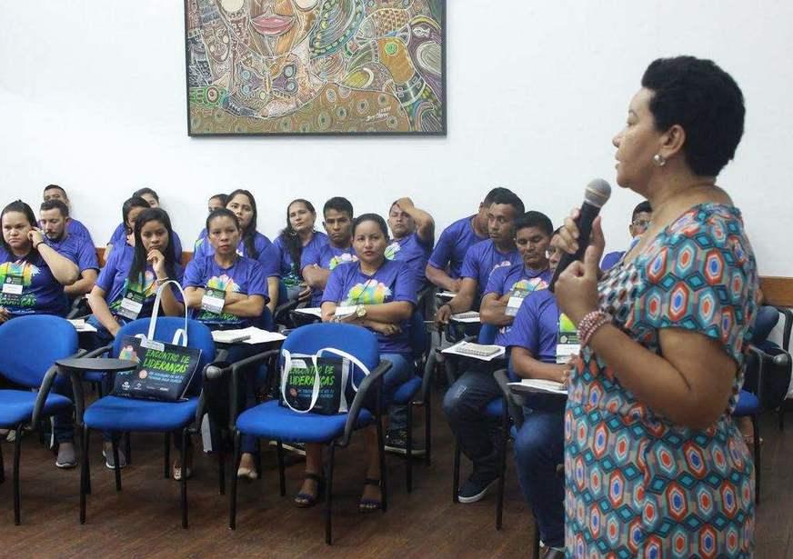 Desafios de comunidades ribeirinhas do Amazonas são debatidos em encontro