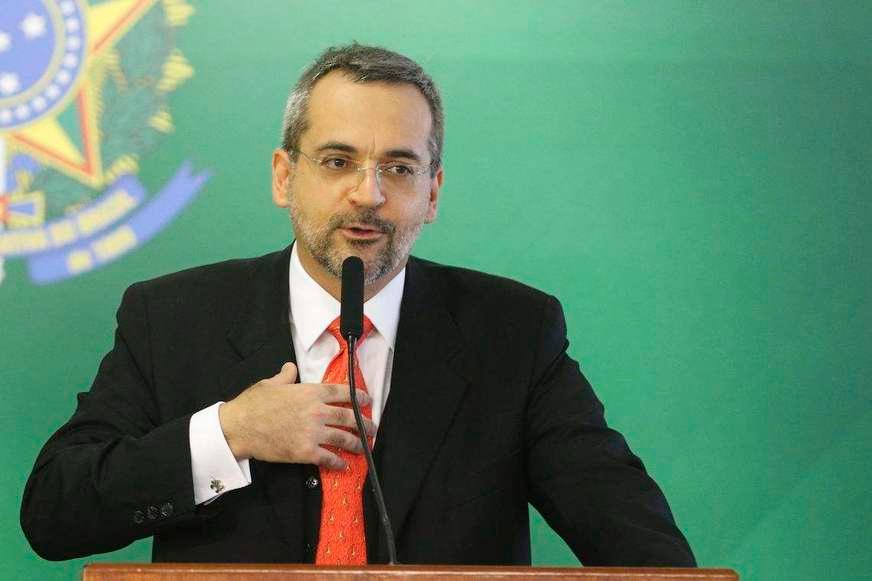 Justiça Federal manda MEC suspender bloqueio em universidades federais