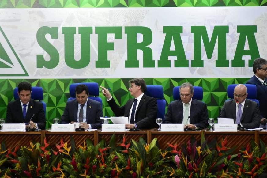 Presença de Bolsonaro em reunião em Manaus é avaliada como positiva