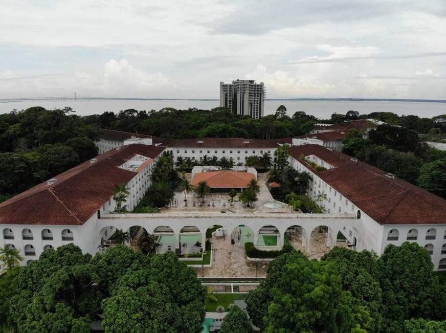Leilão de prédios do Tropical Hotel e da Fucapi acontece nesta quinta (25)