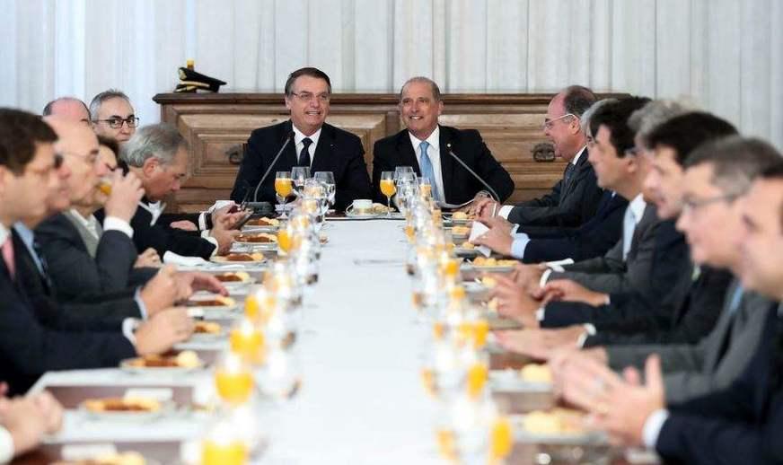 Bolsonaro participa de reunião do Conselho de Governo