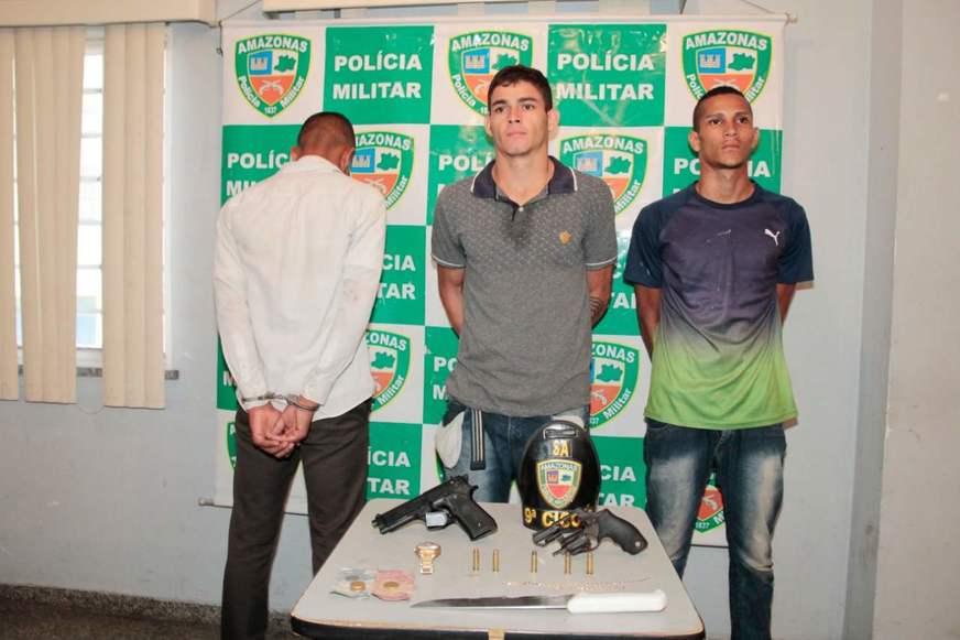 Dupla é presa e adolescente apreendido com armas quando iriam roubar ônibus