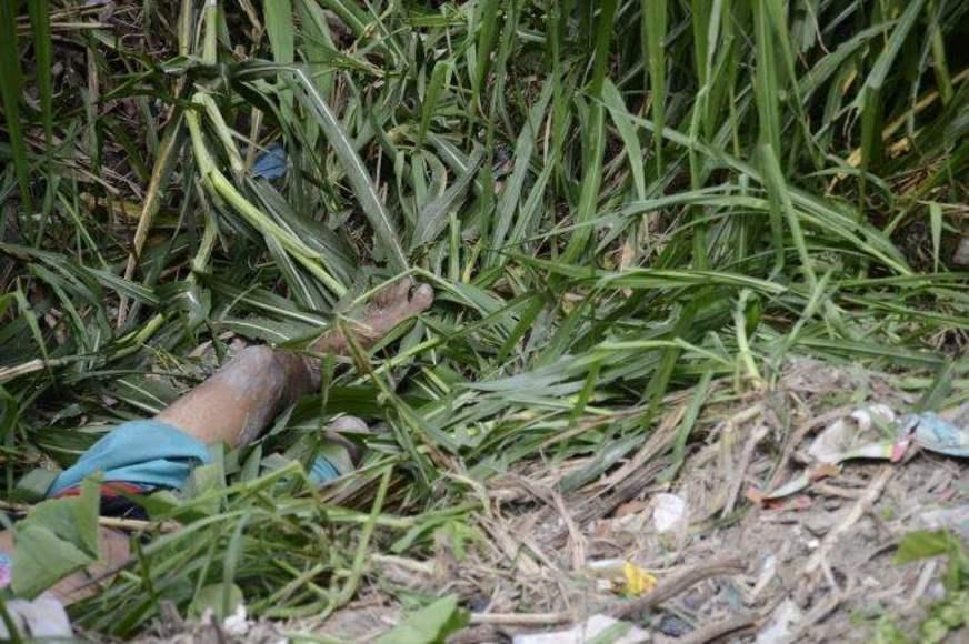 Vendedor é achado morto dentro de quintal com golpes de terçado