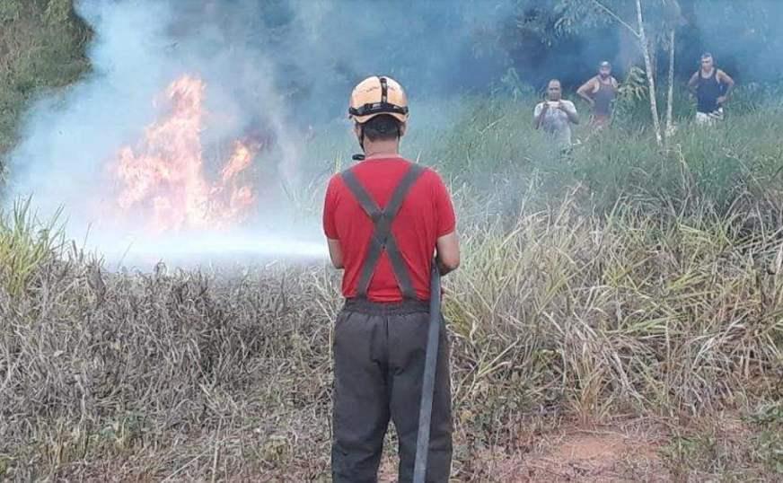 Bombeiros reforçam ações para combate a queimadas no estado do AM