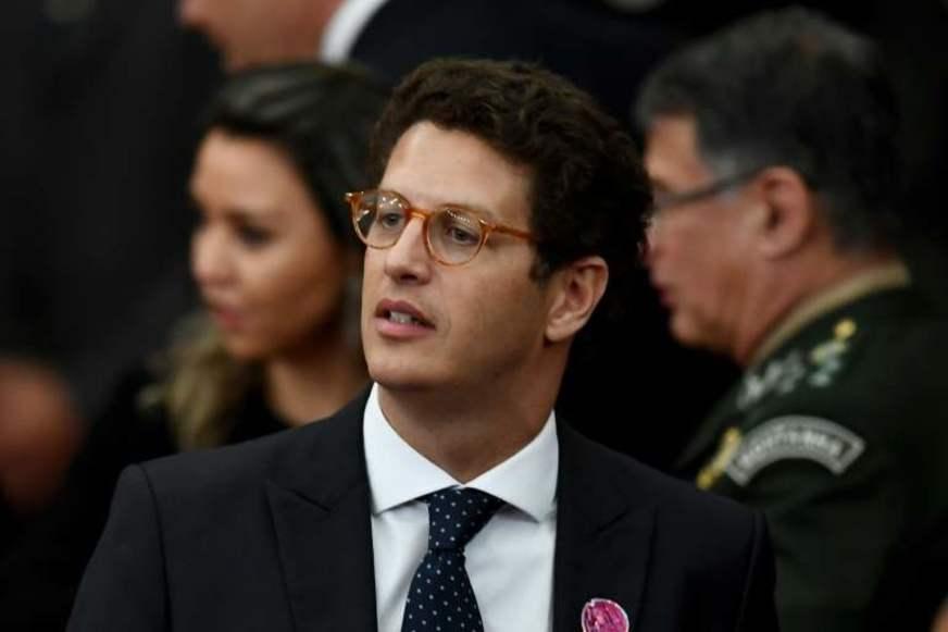 Ministro do Meio Ambiente diz que seca e calor ampliam queimadas
