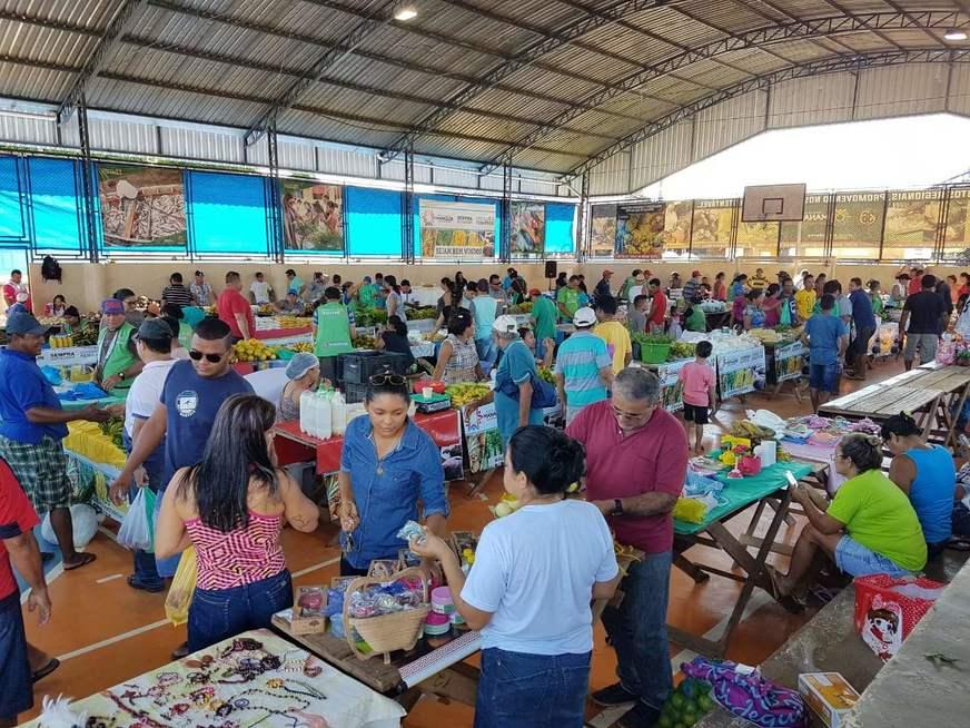 Produção agrícola de Manaquiri impulsiona comércio no médio Amazonas