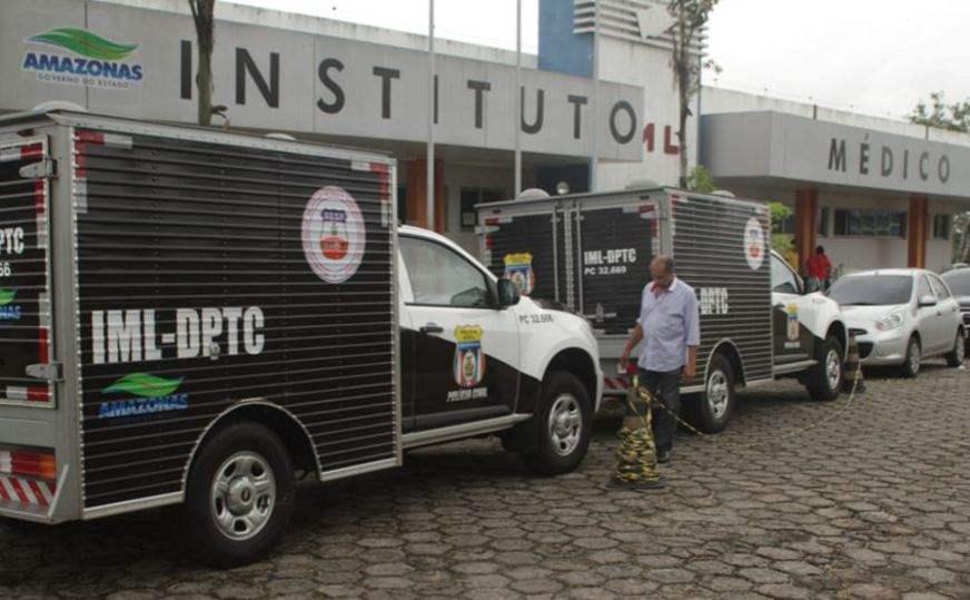 Dona de casa é assassinada com 3 tiros em beco, no Aleixo