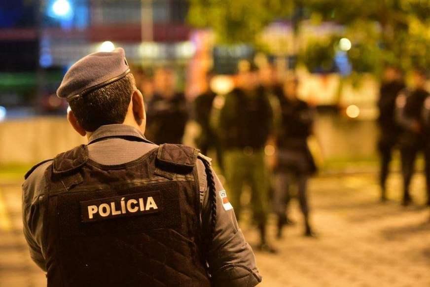 Hospitais e delegacias têm funcionamento alterado durante feriado