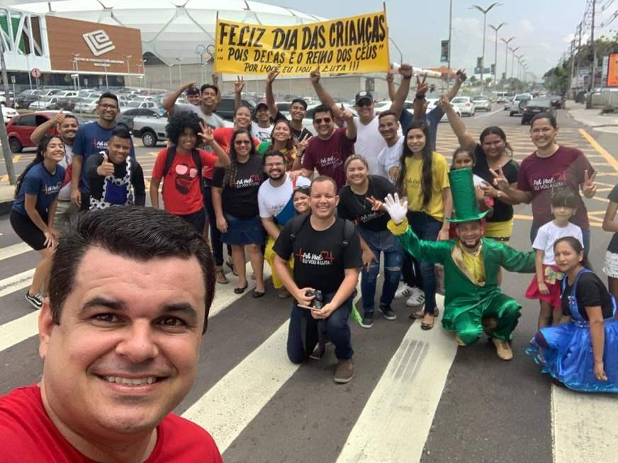 Sinal Feliz: Projeto distribui presentes a centenas de crianças em Manaus